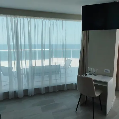 Elite Family Hotel 2*